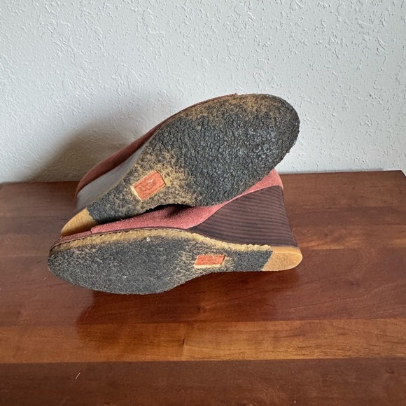 UGG Elyse Red Suede Leather Lace Up Peep Toe Ankle Boot Womens 9 Fall Harvest - Picture 5 of 6